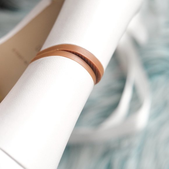 White heels - Picture 9 of 11